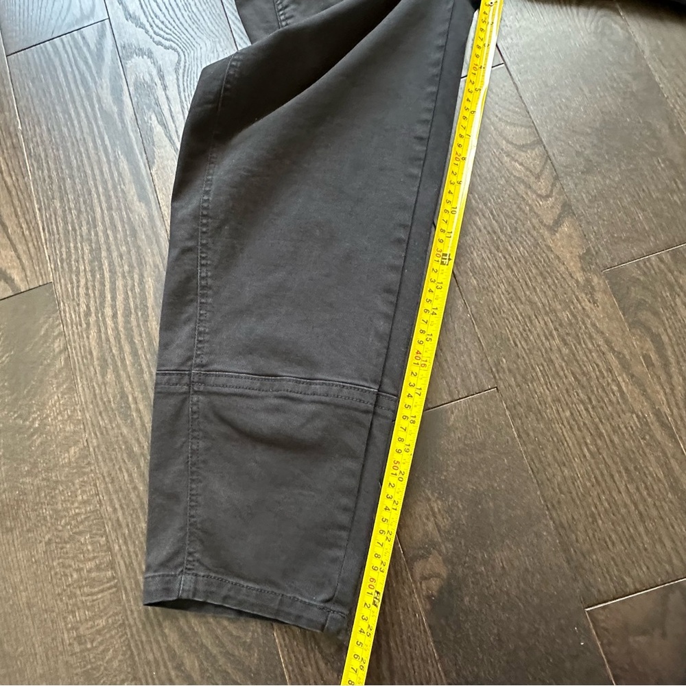 Everlane The Utility Barrel Pant in Black - Size 4 - Picture 14 of 16